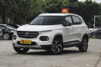 2017款宝骏510 1.5L手动豪华型图片