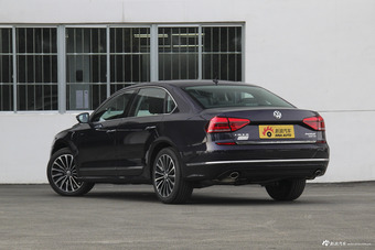 2017款帕萨特1.8T自动御尊版330TSI DSG