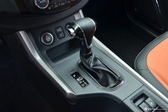 2017款海马S5强动力版1.5T自动旗舰型