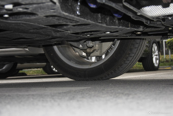 2016款沃尔沃XC90升级版 E驱混动 2.0T自动 T8智尊版