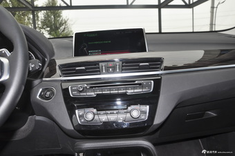 2016款宝马X1 2.0T自动xDrive20Li豪华型