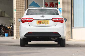 2016款海马M3 1.5L手动智能舒适型