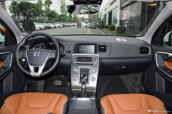 2016款沃尔沃V60 2.0T自动 T5 智雅版图片