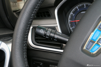 2017款吉利远景X3 1.5L自动尊贵型