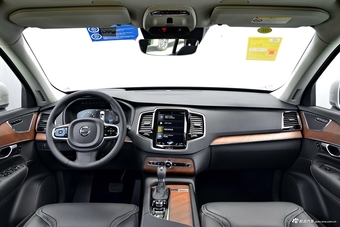 2018款沃尔沃XC90升级版 2.0T自动 T6智雅版7座图片