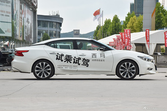 2016款西玛 2.5L自动XV至尊版