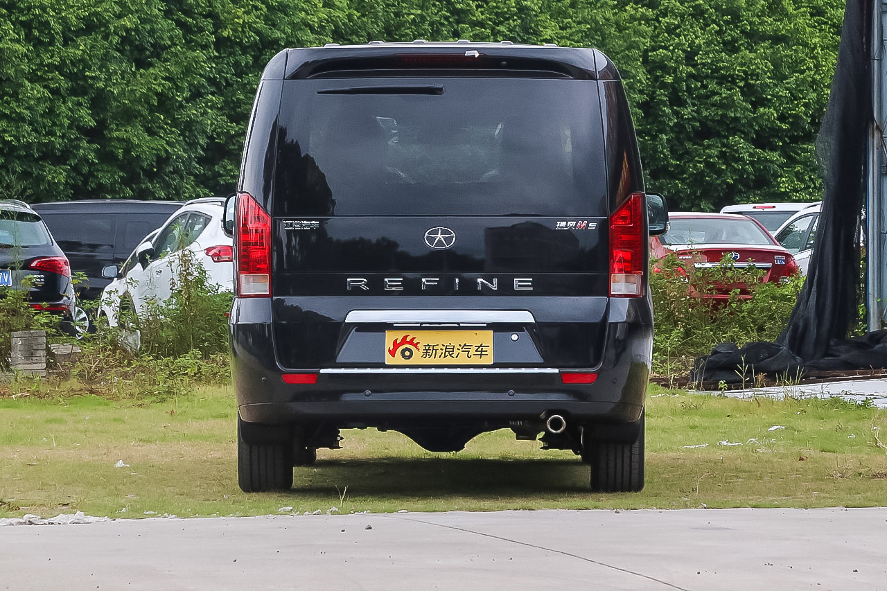 2016款瑞风M5 2.0T手动汽油公务版