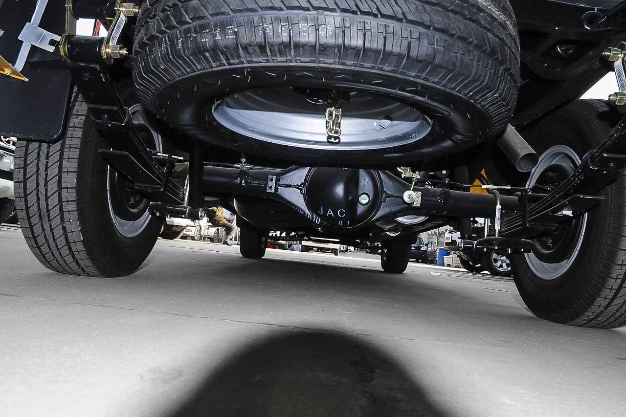 2014款瑞铃2.5T手动标准型标双排4B2-95C43