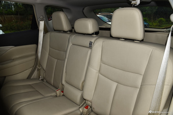 2015款楼兰 2.5L自动XV RES Plus两驱豪雅版