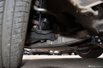 2016款本田雅阁混动2.0L自动锐尊版宝石红