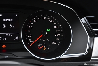 2018款一汽大众迈腾 280TSI DSG 领先型