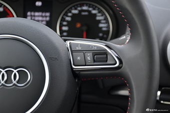 2016款奥迪A3 1.4T自动Sportback 35TFSI特别版