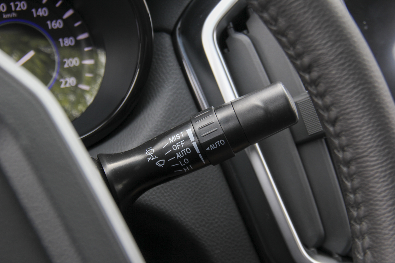 2017款域虎7 2.4T手动柴油四驱豪华版JX4D24A5L