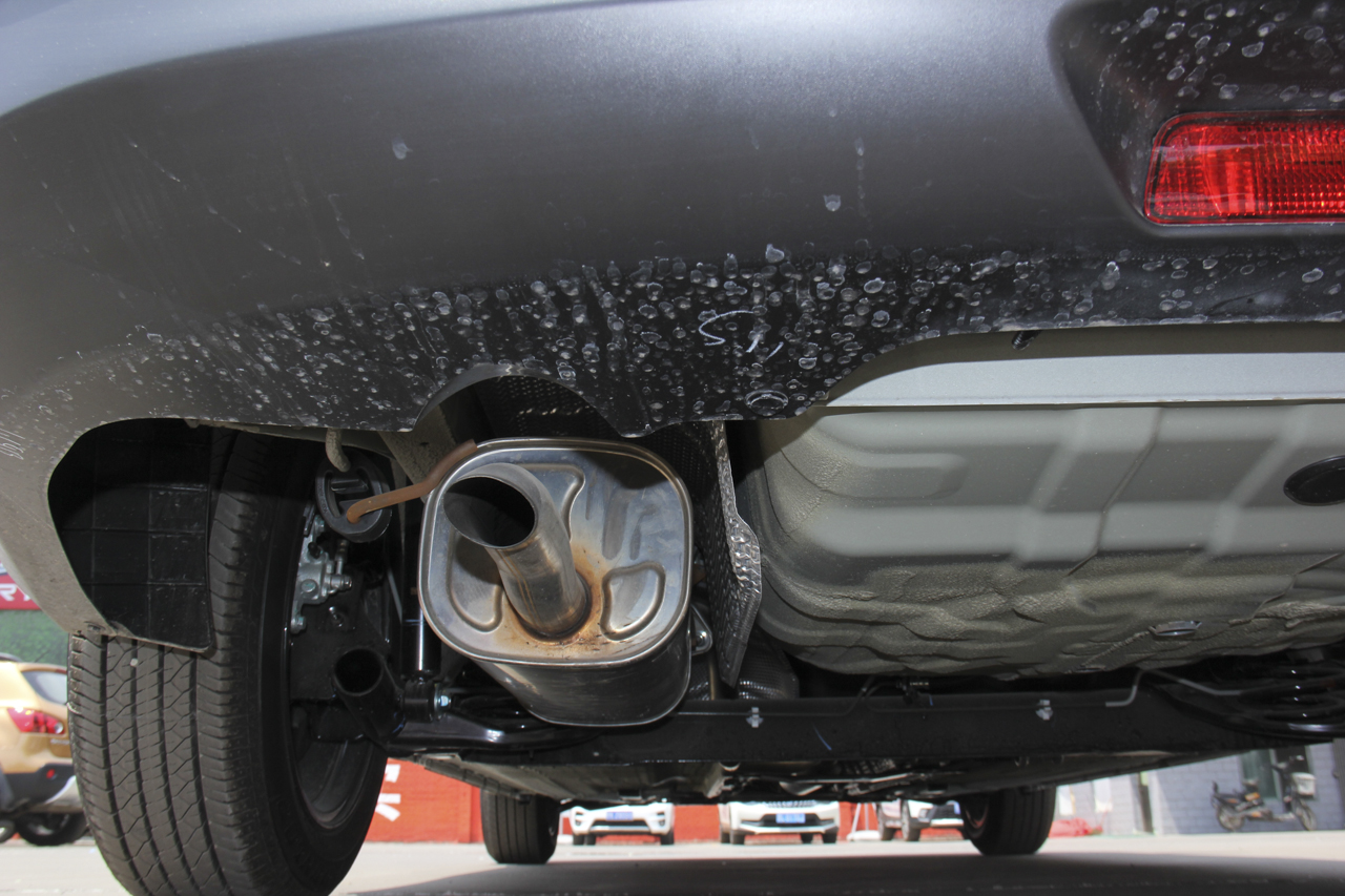 2018款启辰D60 1.6L自动智联精英版