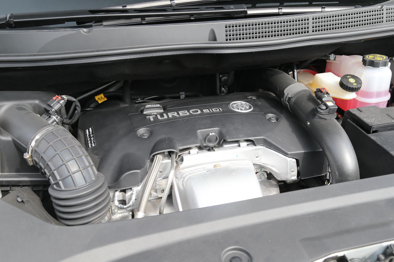 2017款GL8 2.0T自动旗舰版