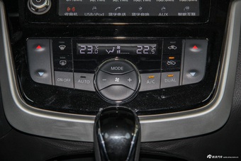 2016款新骐达 1.6L自动智尊版