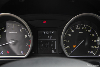 2015款众泰T600 1.5T 手动旗舰型