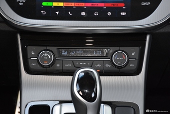 2018款吉利帝豪GS 运动版 1.4T双离合臻尚版