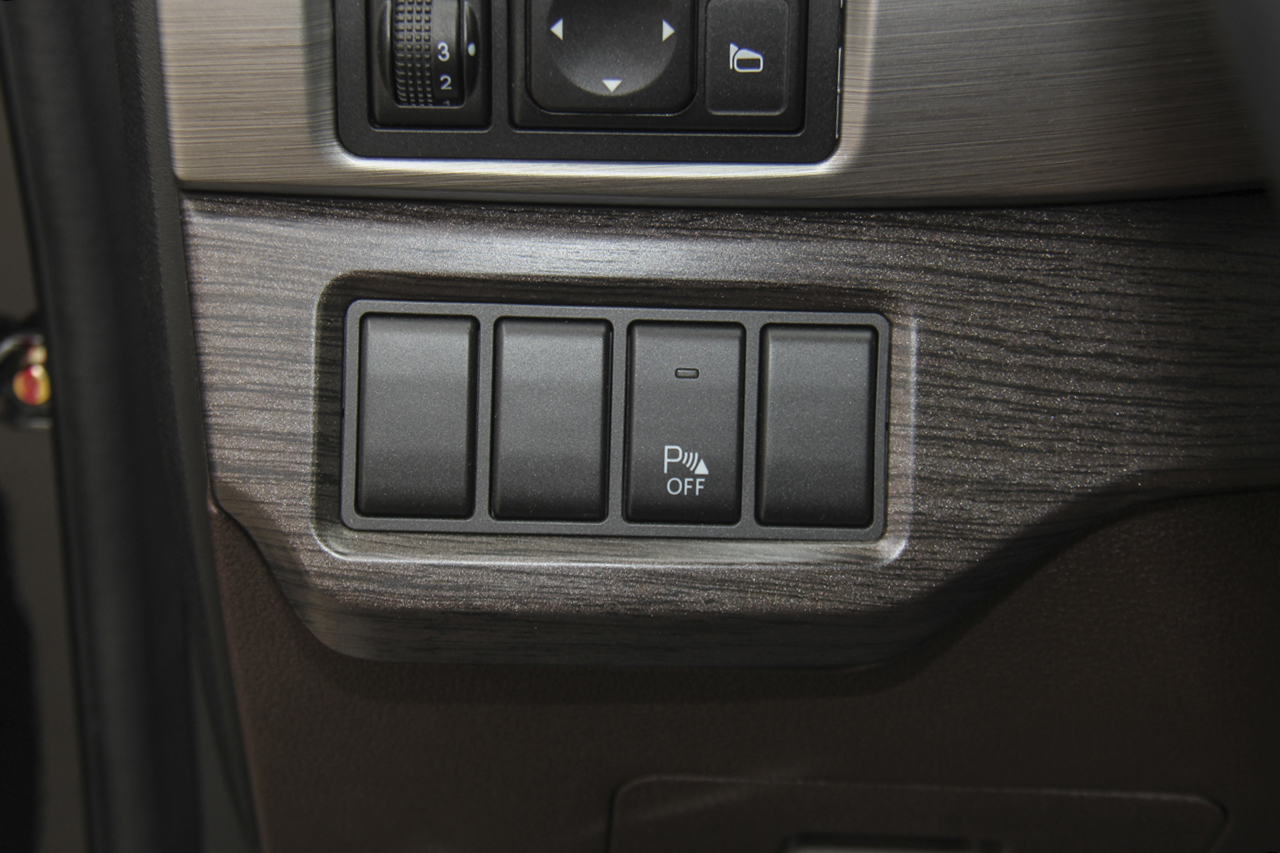 2017款景逸X6 乐享系列1.5T手动豪华型