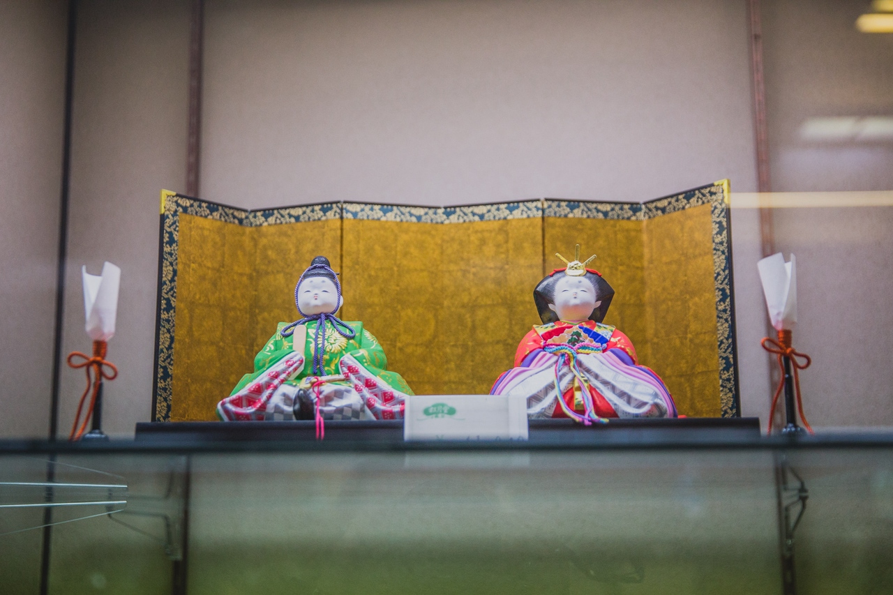 LEXUS雷克萨斯匠心之旅  博多人形 上色工艺见学