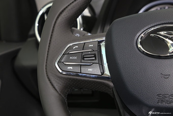 2018款东南DX3 SRG 1.5T手动尊贵型