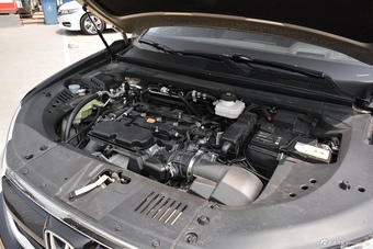 2017款本田UR-V 2.0L 370TURBO自动四驱尊耀版