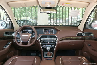 2017款猎豹CS10 1.5T自动尊贵型图片