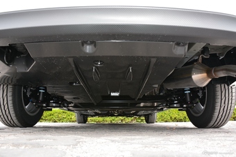 2018款广汽丰田雷凌185T CVT豪华版