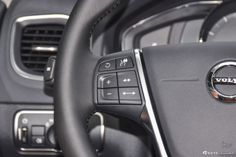 2018款沃尔沃S60L 2.0T自动T5智驭版 