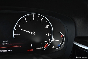 2018款宝马5系2.0T自动528Li上市特别版