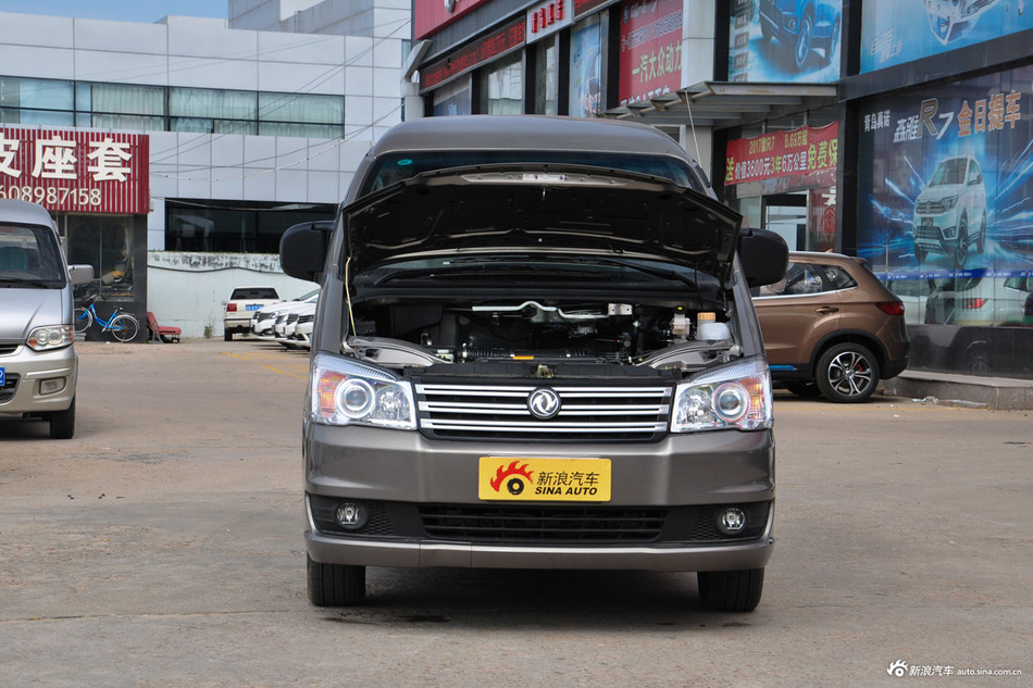 2017款菱智V3 1.5L手动5座特惠版