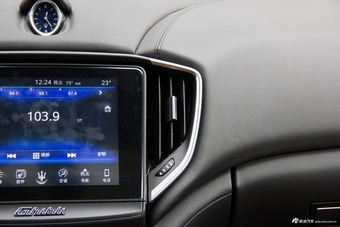 2017款Ghibli 3.0T自动标准版