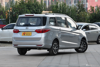 2017款欧尚1.5L手动精英型