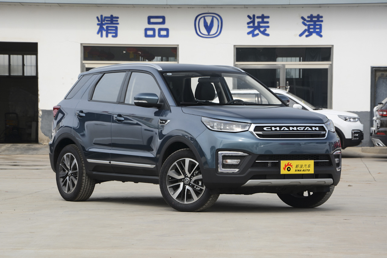 2017款长安CS55 1.5T自动炫动型