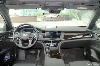 2019款CT6 2.0T自动28T铂金版图片