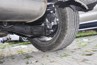 2016款驭胜S330 1.5T自动两驱时尚版