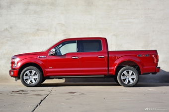 2017款福特F150 3.5T 10AT白金精英版加版