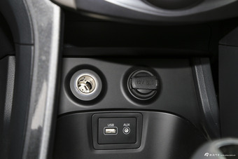 2017款格越2.0T自动7座四驱舒适版