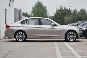 2019款宝马3系2.0T自动时尚型320Li