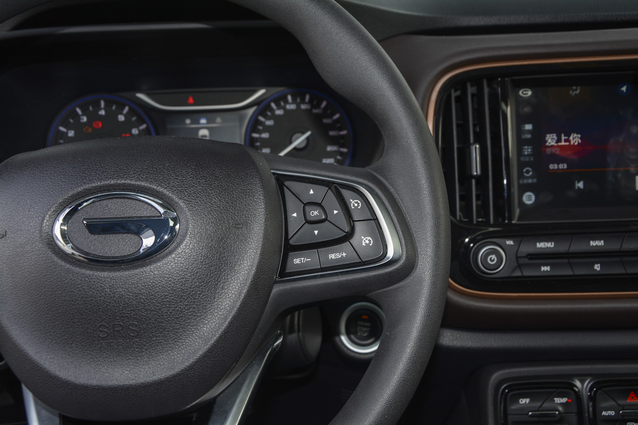 2017款传祺GS3 200T 1.3T自动豪华版