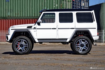 2017款奔驰G级4.0T自动G500 4x4限量版