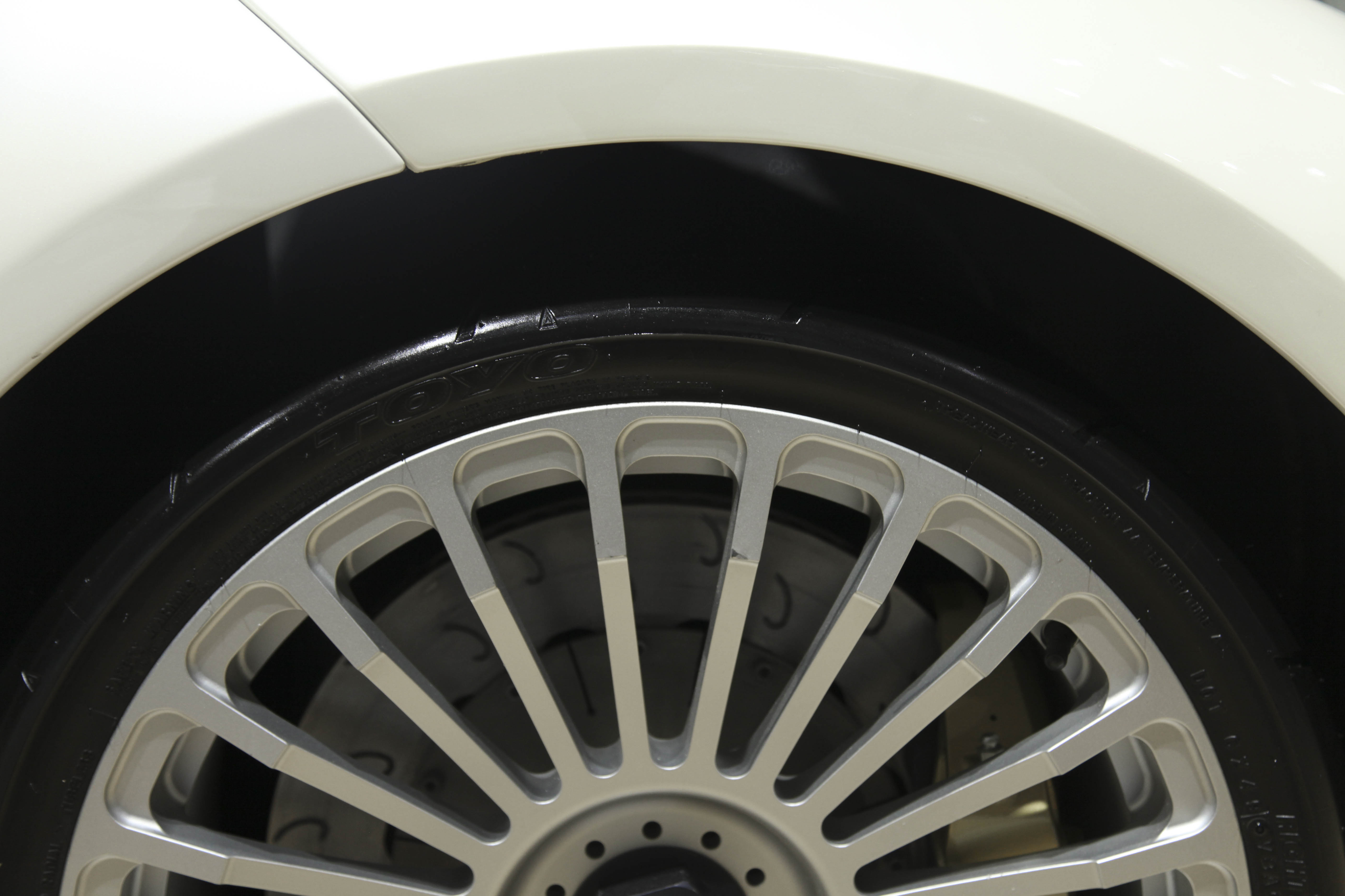 北汽新能源ARCFOX-7