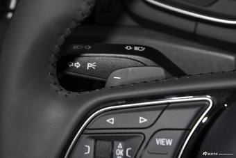 2017款奥迪A4L Plus 2.0T自动40TFSI风尚型