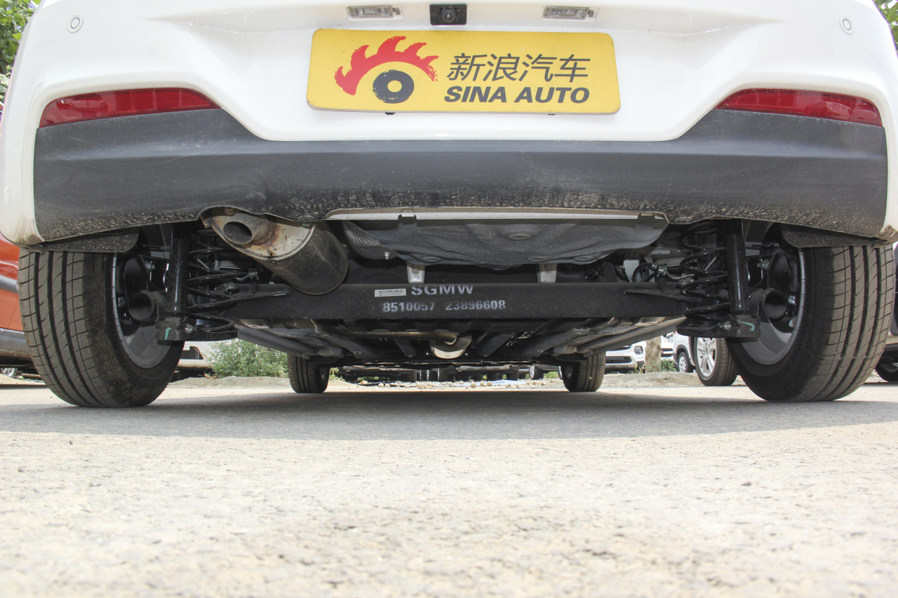 2017款宝骏310 1.5L自动舒适型