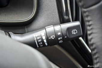 2016款长安CX70 1.6L手动舒适型