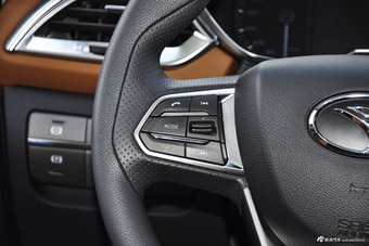 2015款DX7 1.5T自动精英型