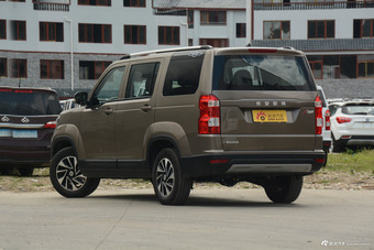 2018款欧尚X70A 1.5L手动精英型