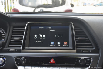 2018款索纳塔九2.0T自动GLS智能型