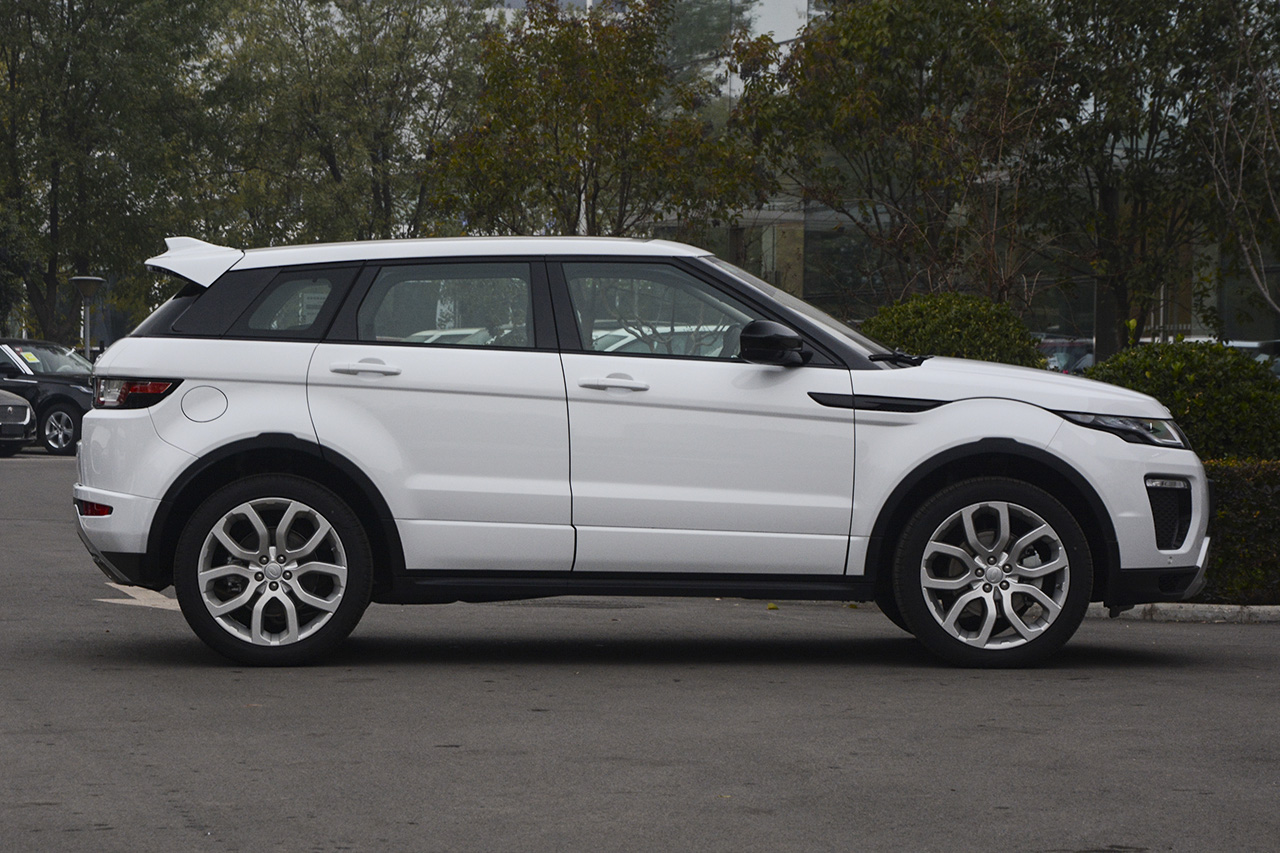 2018款揽胜极光2.0T自动智锐版240PS