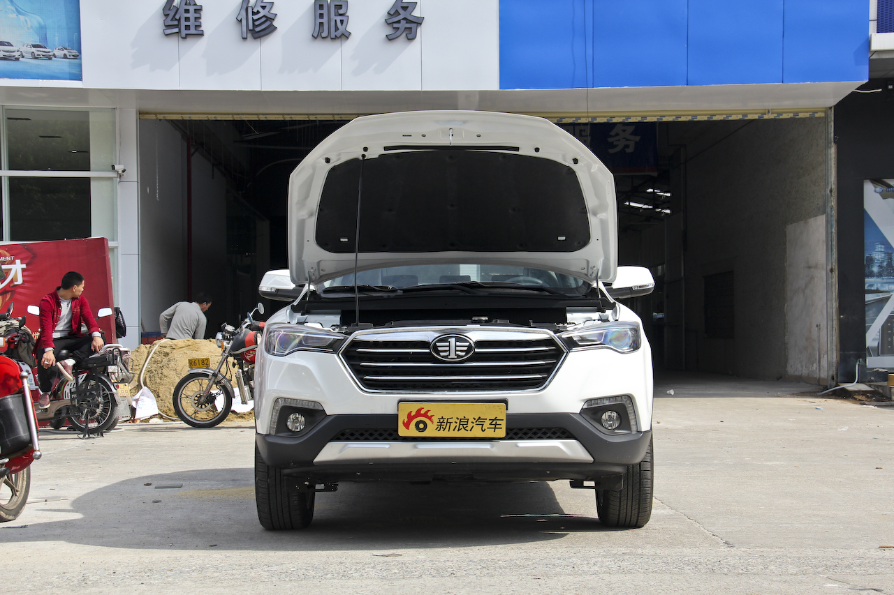 2017款奔腾X80 2.0L自动技术型图片